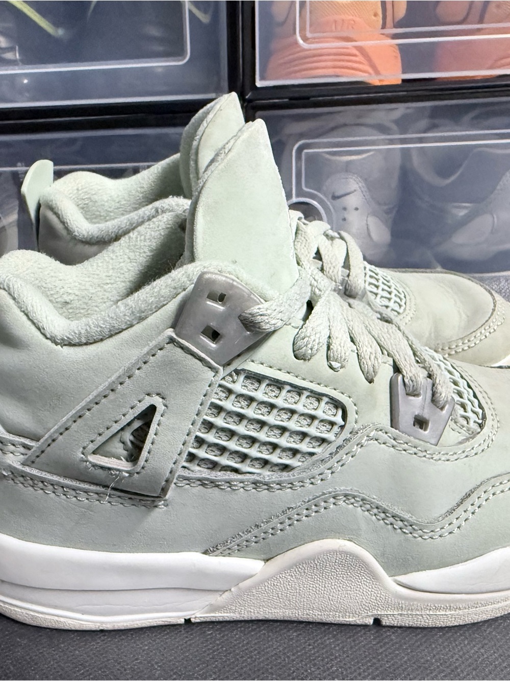 Air Jordan 4 - “Mint”